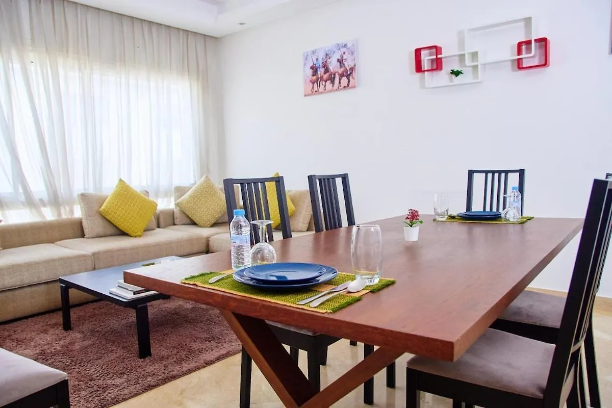 Luxueux Studio Spacieux A Racine Casablanca A Une Minute De Twin Center