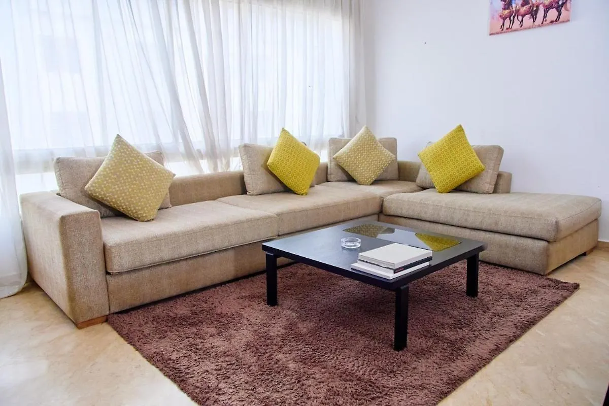 Luxueux Studio Spacieux A Racine Casablanca A Une Minute De Twin Center