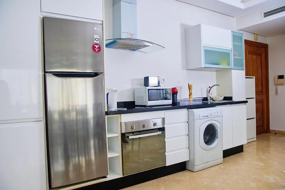 Luxueux Studio Spacieux A Racine Casablanca A Une Minute De Twin Center Apartment